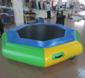 T10-225 Açık oyun alanı trambolin Pvc malzeme şamandıra dayanıklı şişme su trambolin